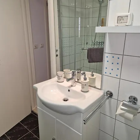 Diana Apartment *